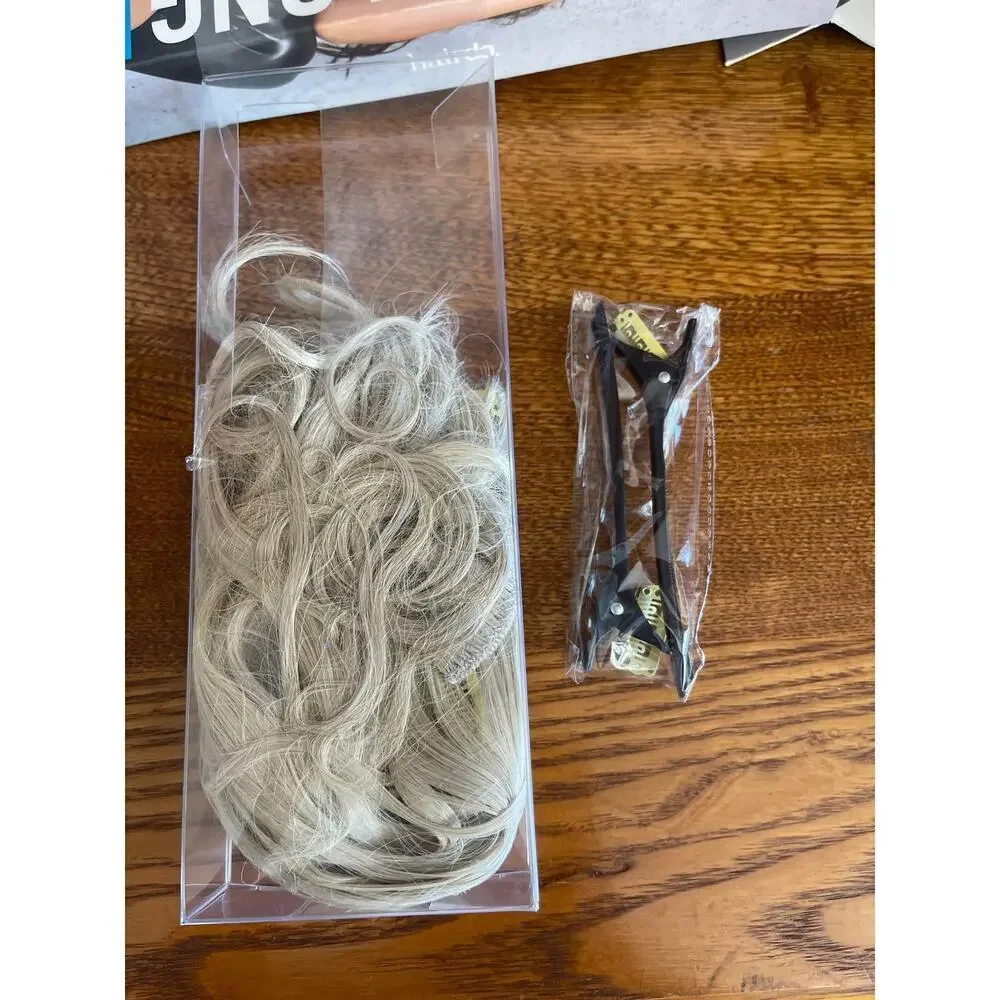 HAIRDO 8 piece wavy extension kit blonde